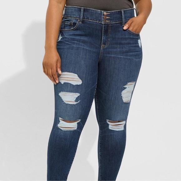 Like New Torrid Super Soft Distressed Jeggings size 22R - Picture 1 of 5